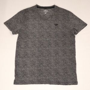 HOLLISTER NAVY BLUE AND BLACK TEE